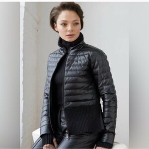 Adroit Atelier Elegant Black Puffer Jacket for Women